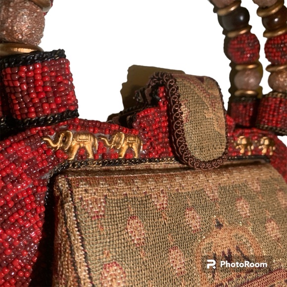 RARE Mary Frances Elephant Tapestry & Beaded Handle Bag - Picture 7 of 11